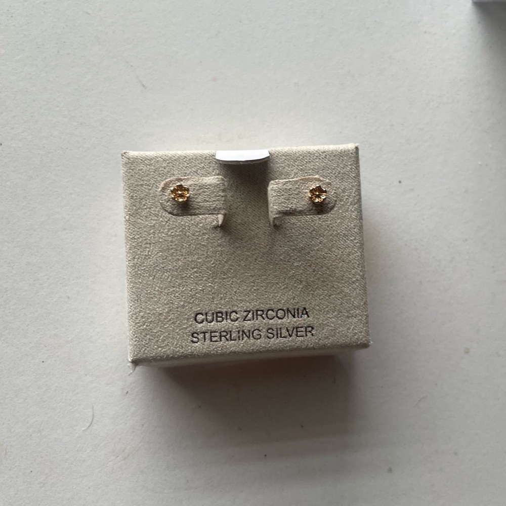 Gold Flower Earrings